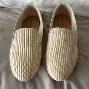 Birdies women’s The Starling Loafer Size 9. Woven Cream Venetian Flat Shoe